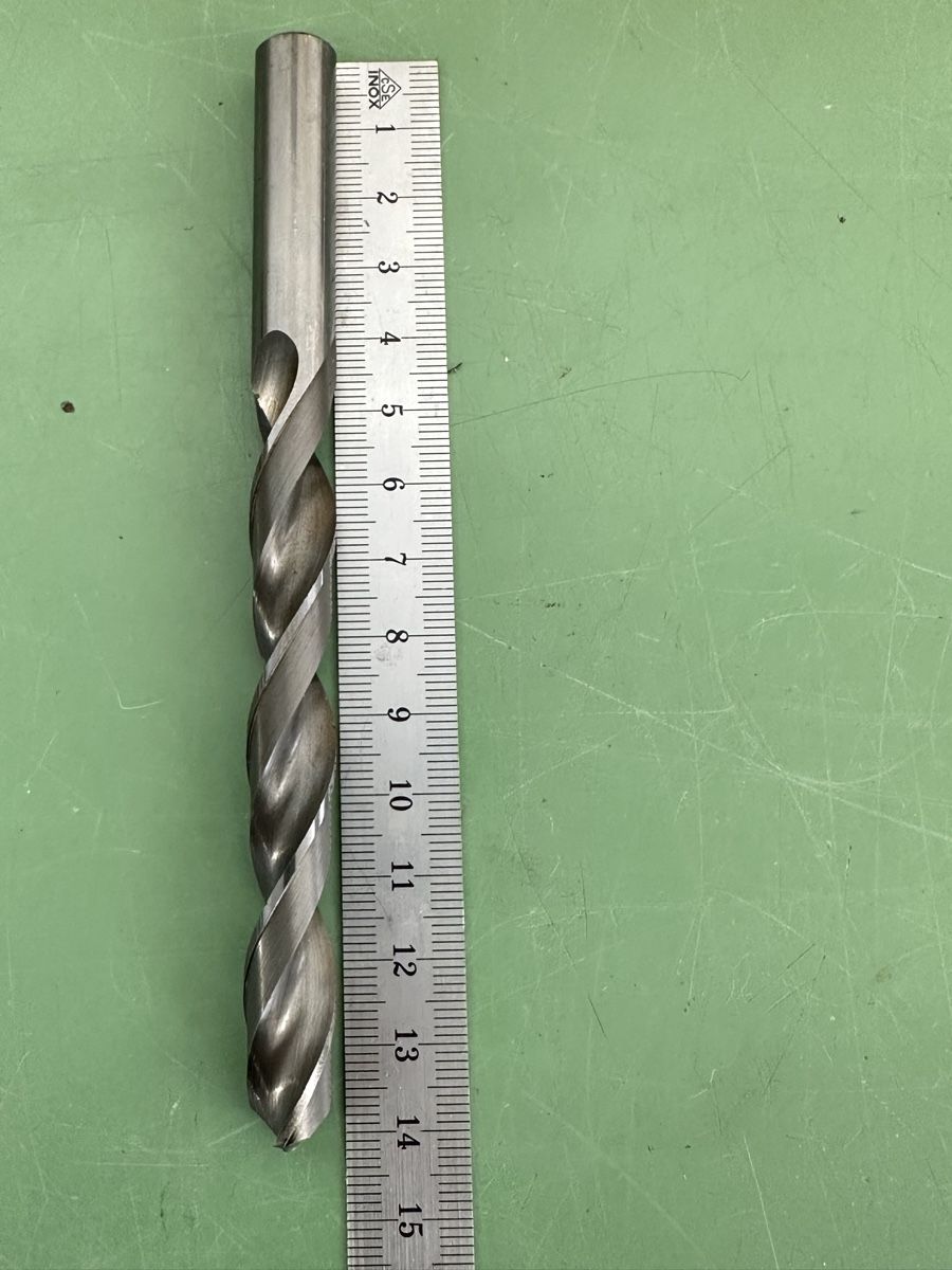 Tutti gli attrezzi: 11 mm Carbide Drill bit, Bohrer.  – Usato da Aarberg venduto da SNMachines 2