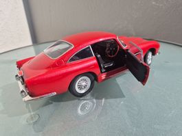 Aston Martin DB5 von Solido