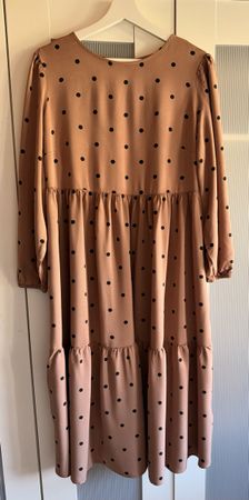 Maxi- Kleid mit Punktemuster, C&A, Grösse 44, super schön!