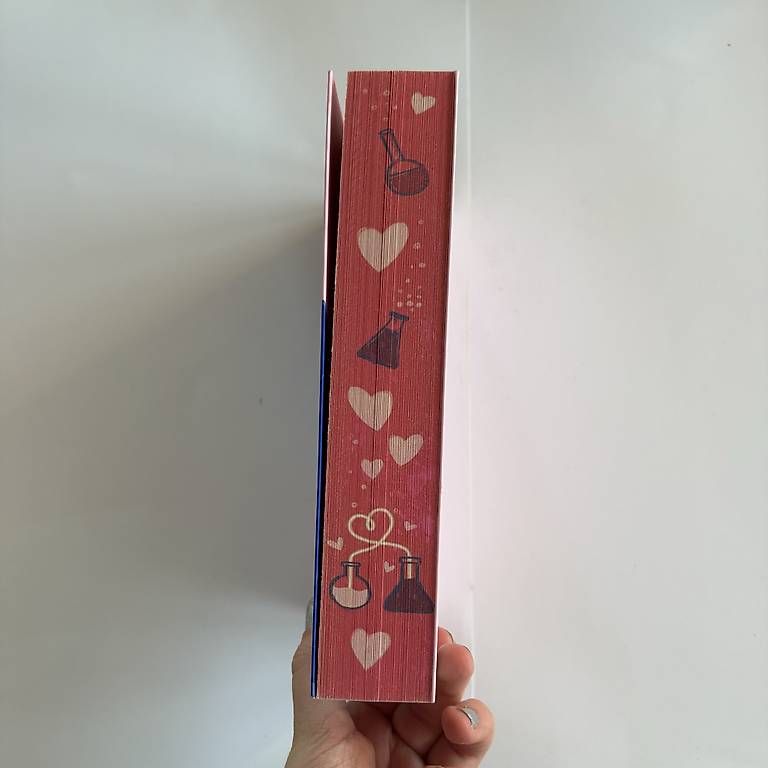 Bücher: Buch: Not in love – Gebraucht aus Madiswil von Minztee 2