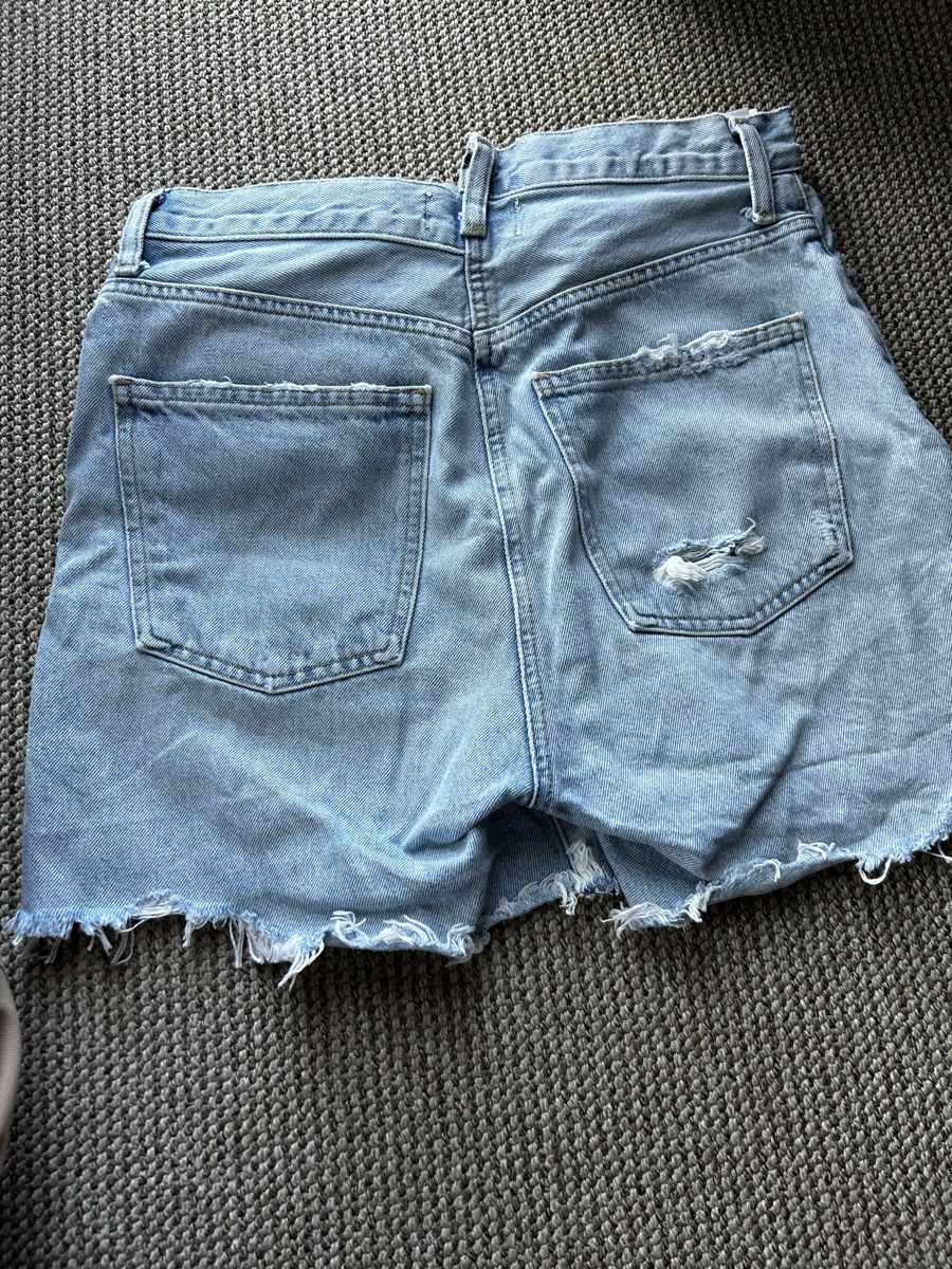 Agolde Jeans: Agolde Shorts 25 – Gebraucht aus Zürich von cos_b629 4
