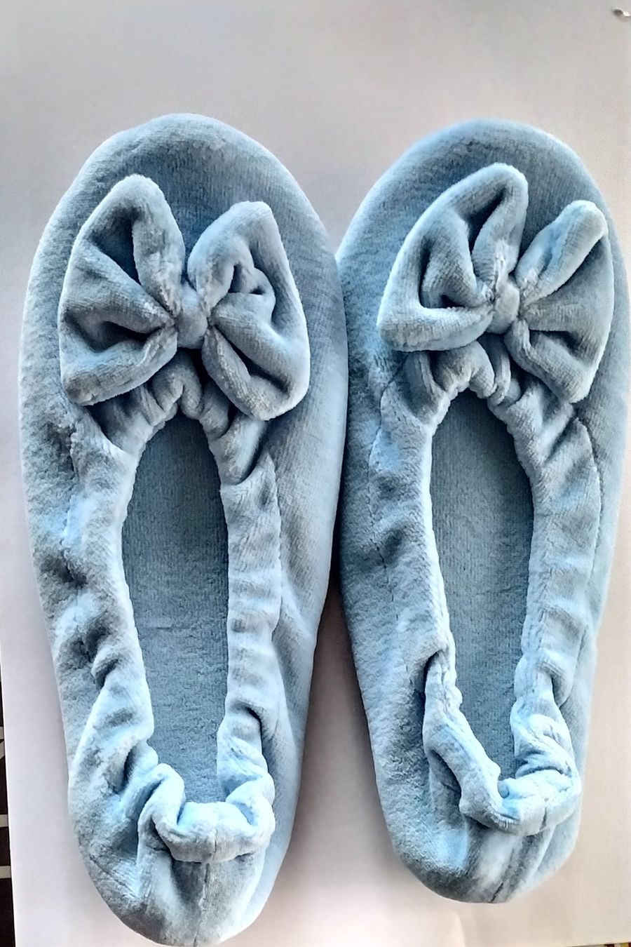 Scarpe da donna: Pantoufles bleues claires/Hausschuhe hellblau – Nuovo (secondo la descrizione) da MOUTIER venduto da Anto21