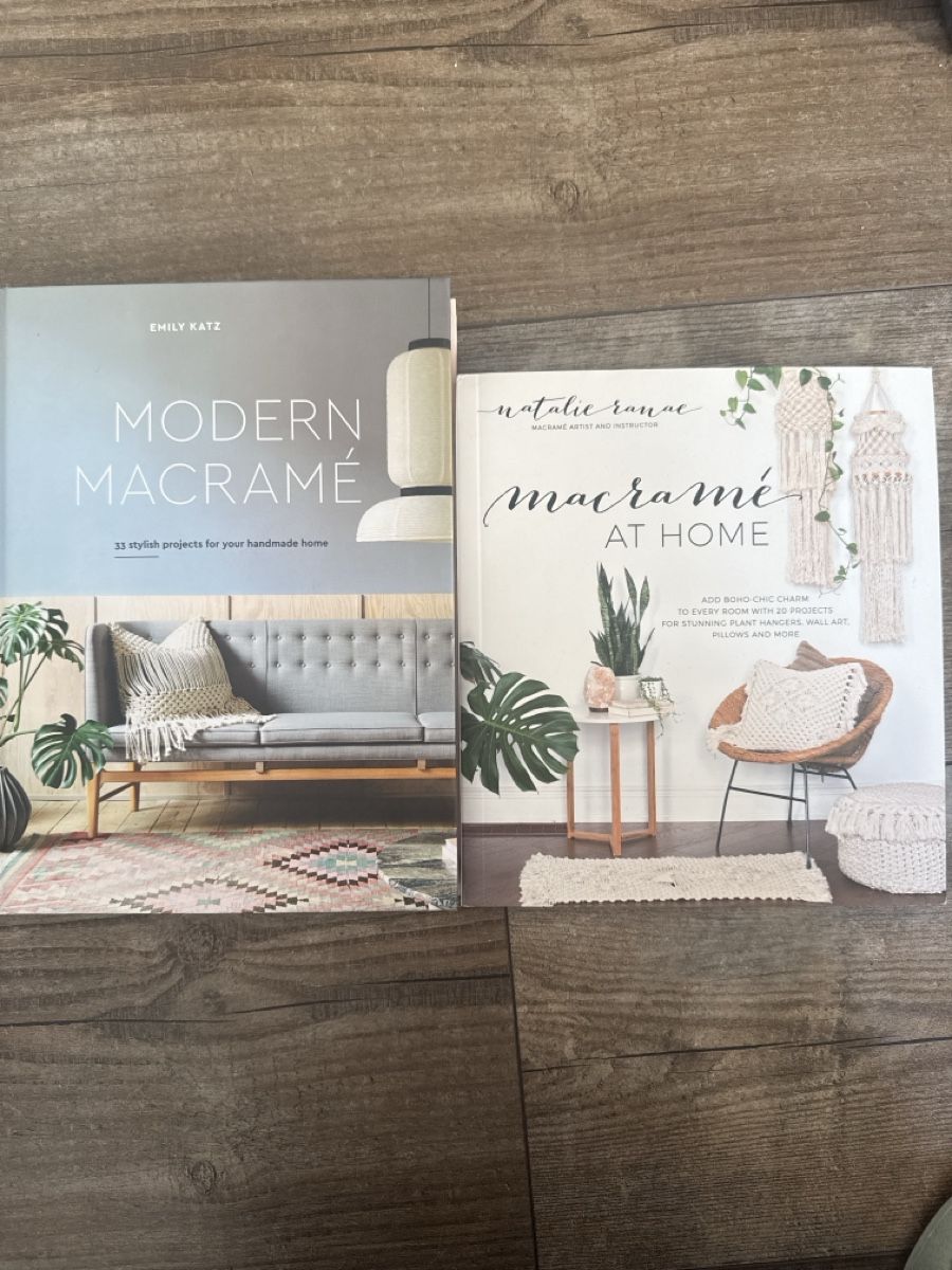 Libri: 2 Macramé Bücher: Modern Macramé & Macramé at Home – Usato da Rickenbach SO venduto da Elynnia