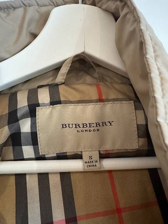 Burberry Giacche: Burberry Daunenjacke S – Usato da meierskappel venduto da funkydegreng 2