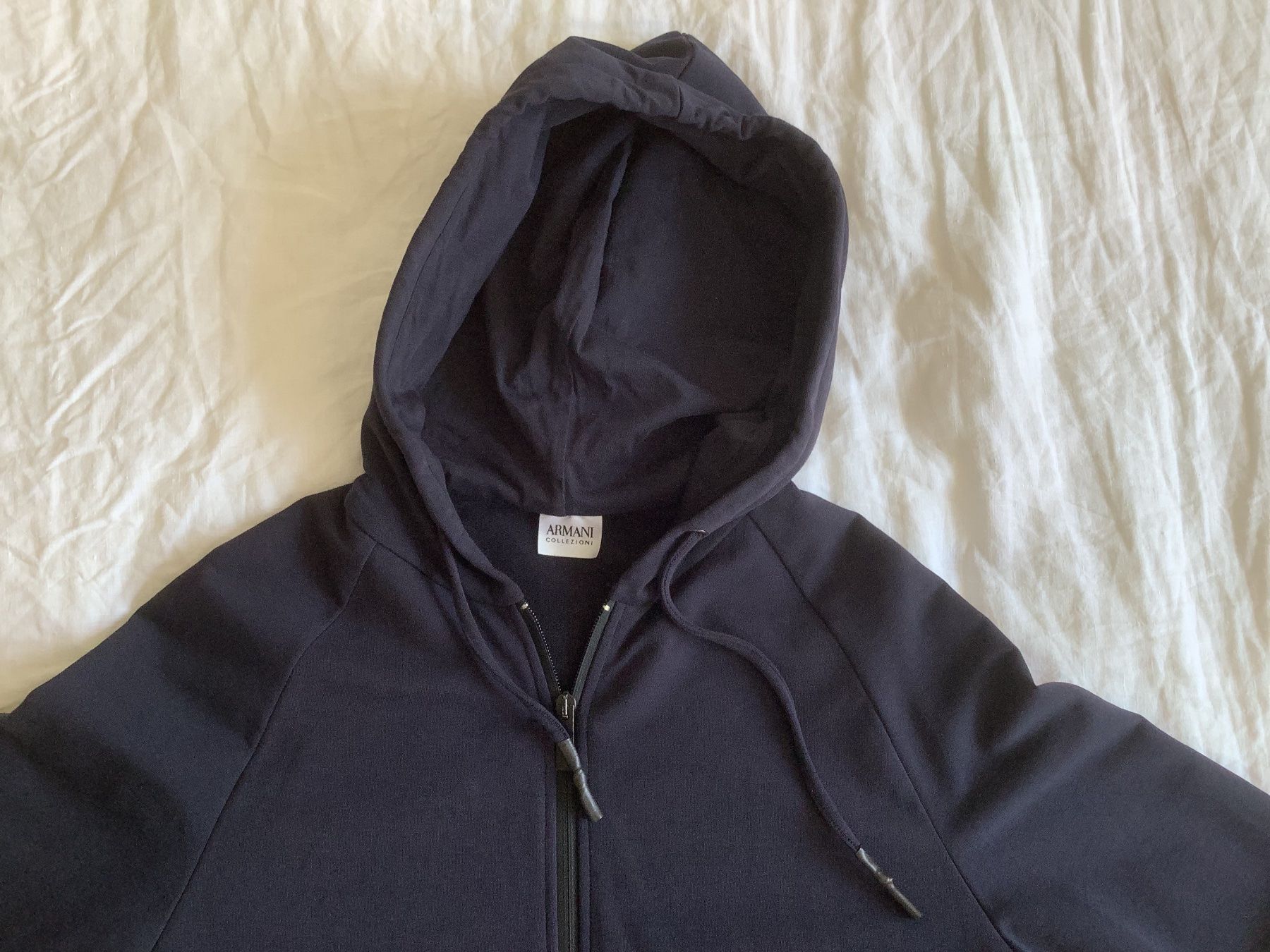 Armani Giacche: Kapuzenjacke, Hoodie, Armani – Usato da Zürich venduto da -Panoptikum- 2
