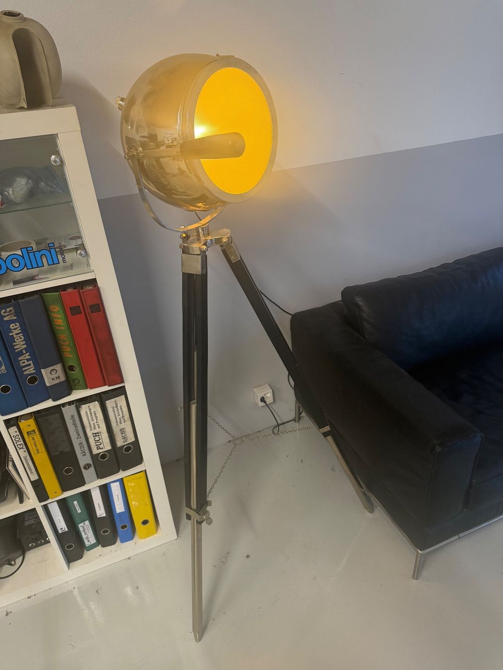 Lampade: Stehlampe Vintage – Usato da Gächlingen venduto da patschifigo