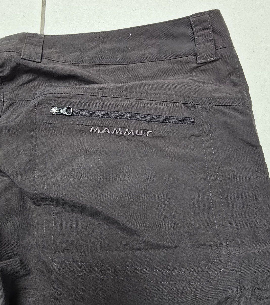 Mammut Pantaloni: Mammut ZIP Hose Gr. 52 Herren – Usato da Urtenen-Schönbühl venduto da mammutli22 3