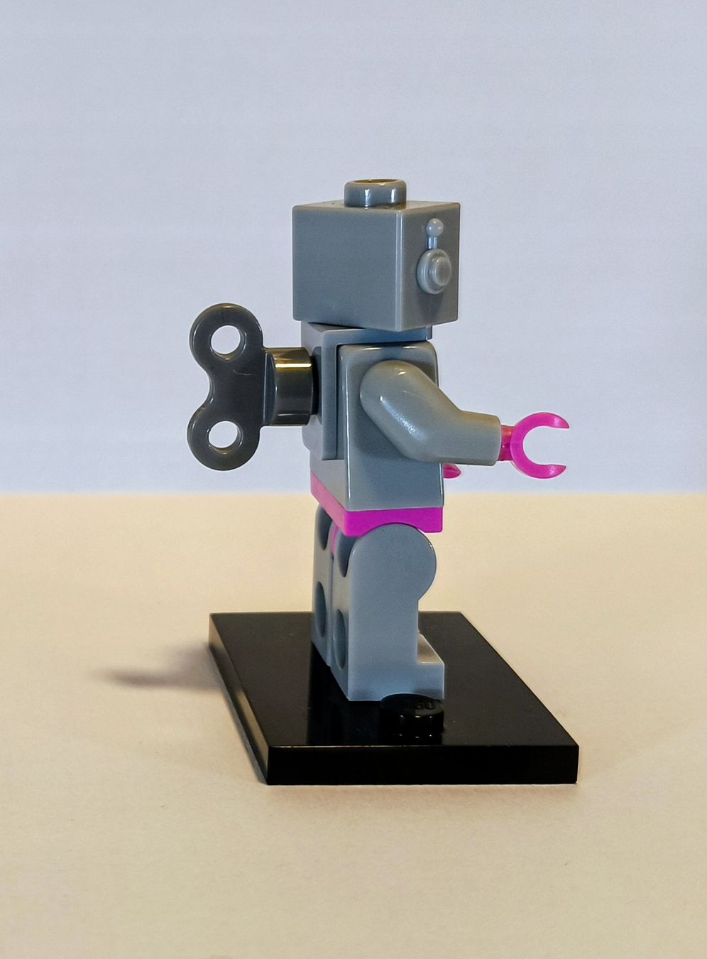 Lego Baukästen: Lego Minifigures Serie 11 - Roboterdame – Gebraucht aus Muri AG von Kramsi 2