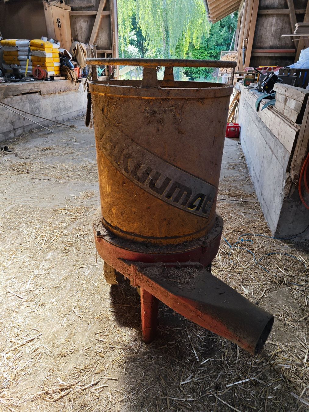 Toutes les machines: Strohmühle – D'occasion à Weisslingen par trueb1 1