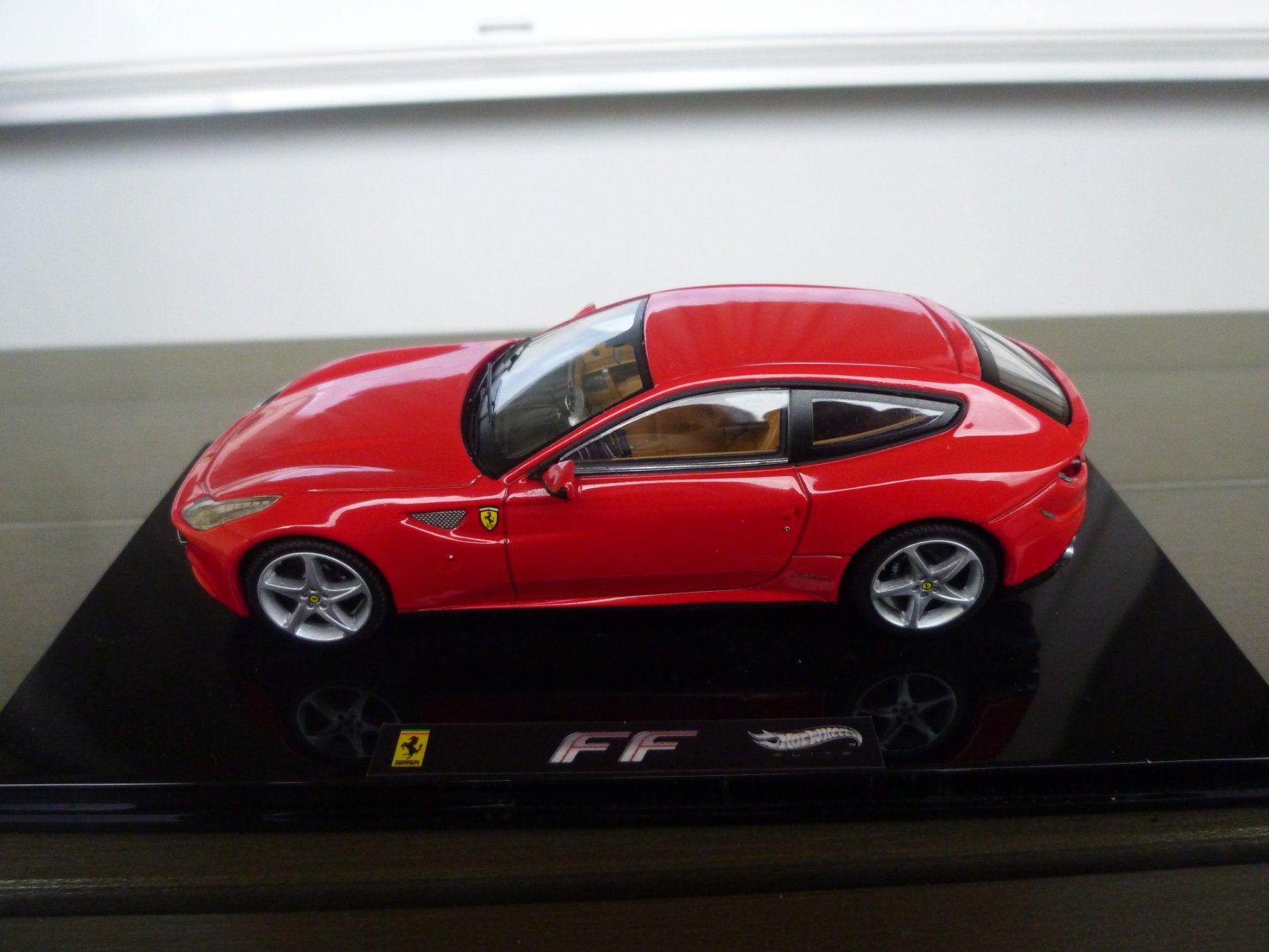 Ferrari Modellautos: Ferrari FF – Neu (gemäss Beschreibung) aus Flawil von Imperiosud 4