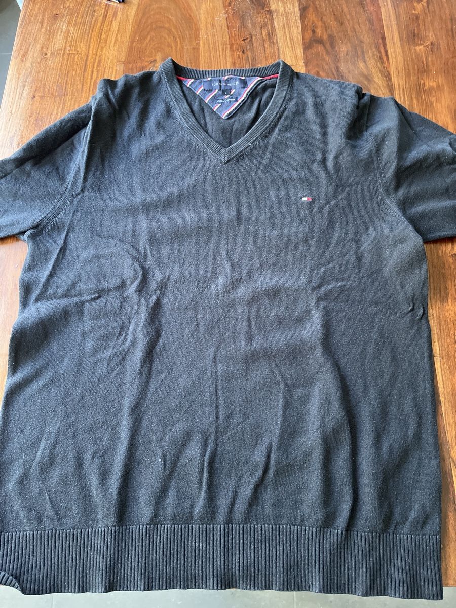 Tommy Hilfiger Maglioni & Felpe: Tommy Hilfiger Pullover, Grösse L, schwarz – Usato da Zwillikon venduto da Traktorjoe