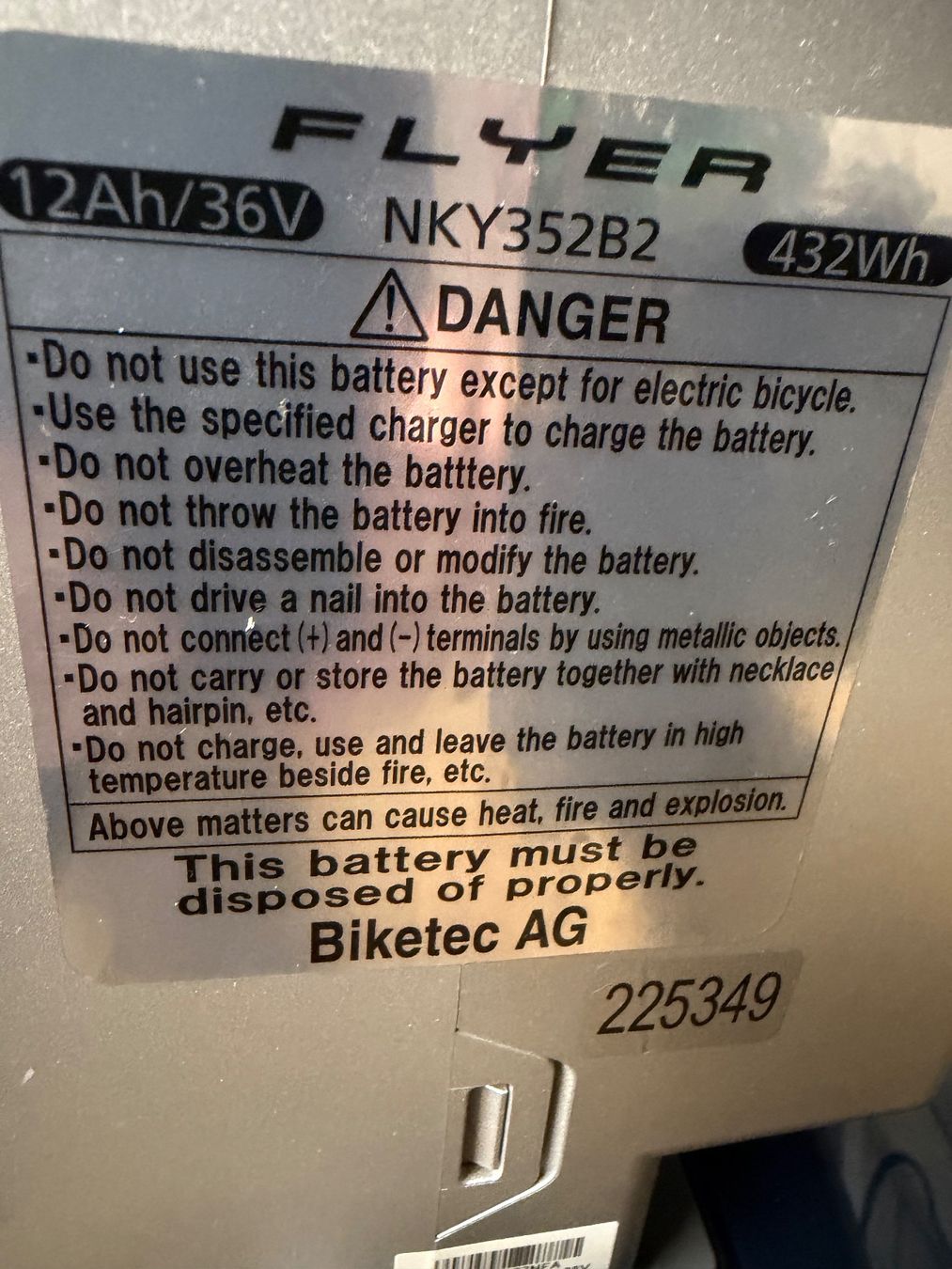 Flyer Biciclette: Flyer E-Bike schwarz – Usato da Liestal venduto da KUBULI28 8