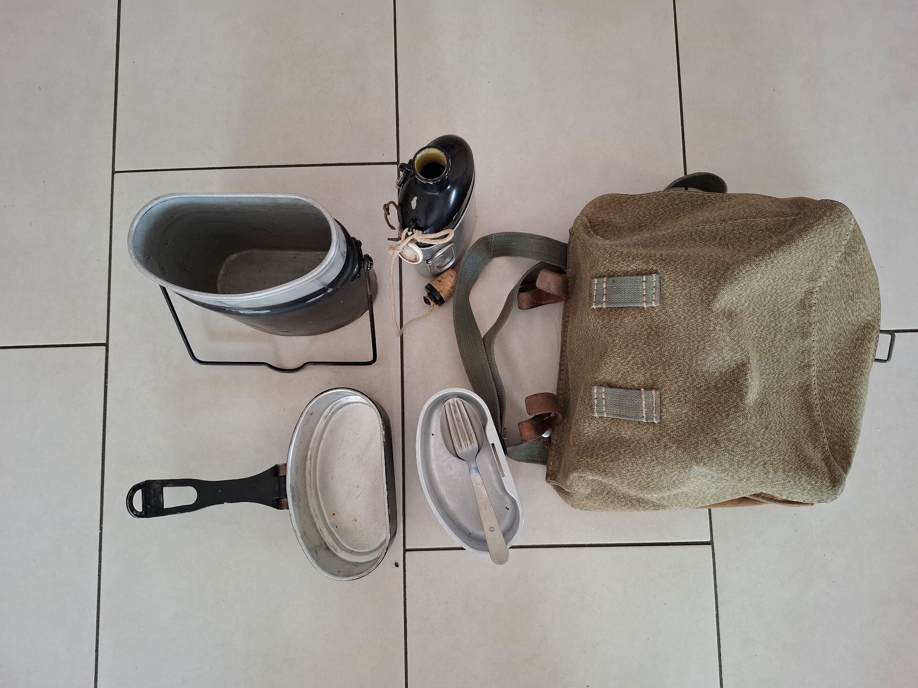 Sacs à dos: Set armée suisse – D'occasion à Bonfol par sch_qy5d