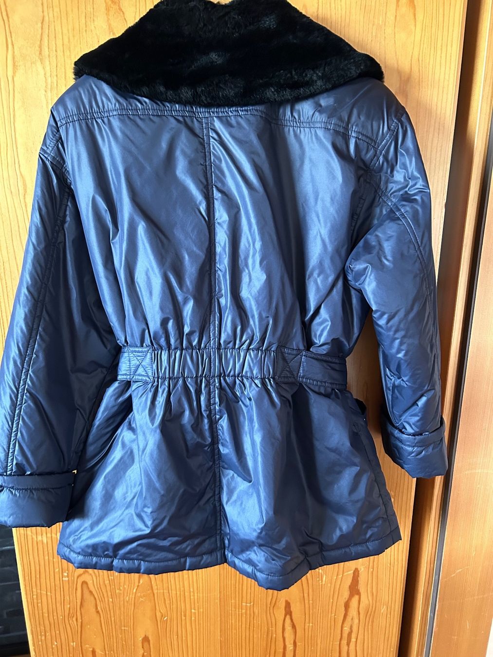 Jacken: Winterjacke gefüttert Gr.40 – Gebraucht aus Gisikon von luz_l95s 2