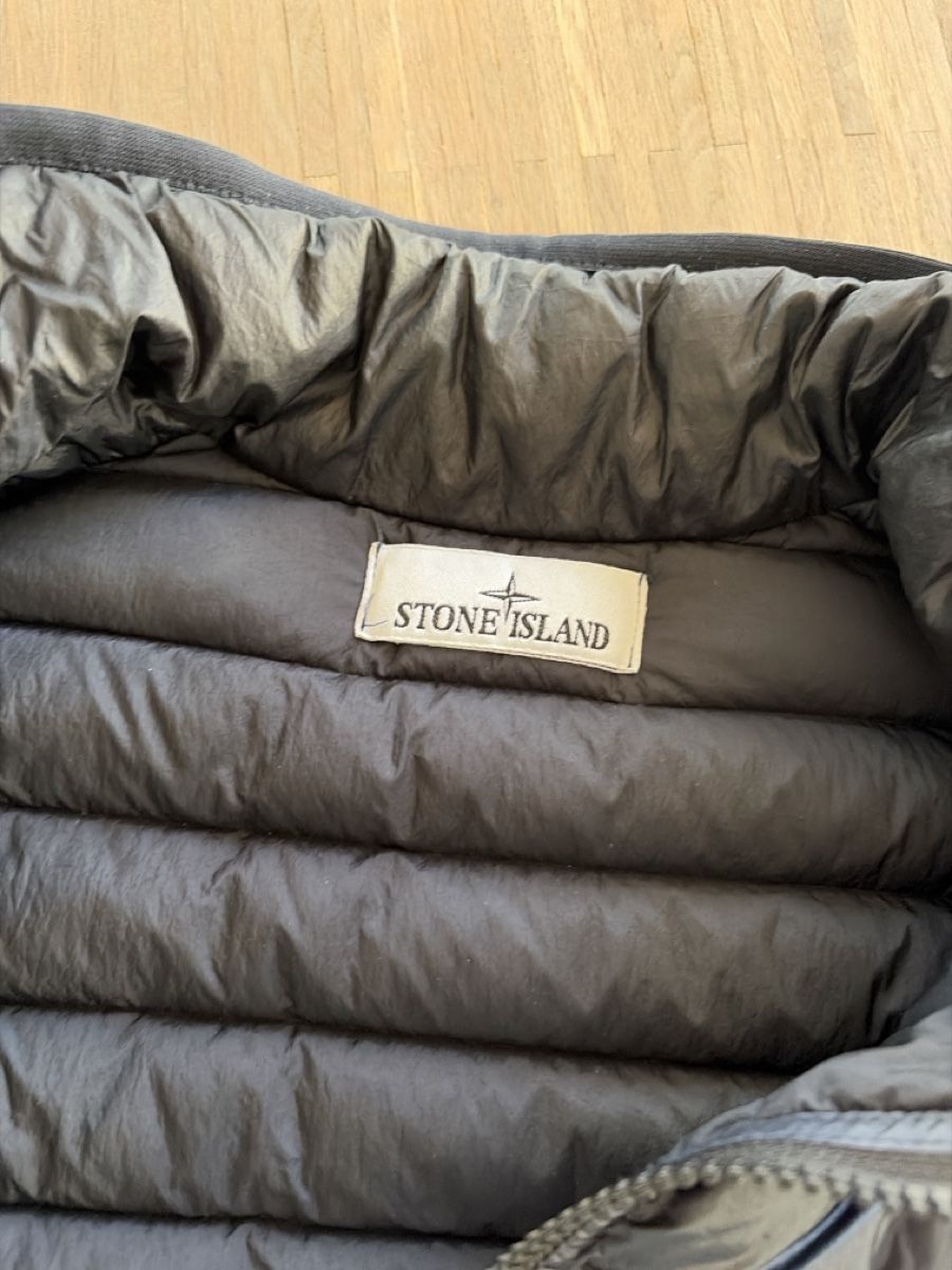 Stone Island Giacche: Stone Island Jacke – Usato da Zürich venduto da Benutzter_name 3