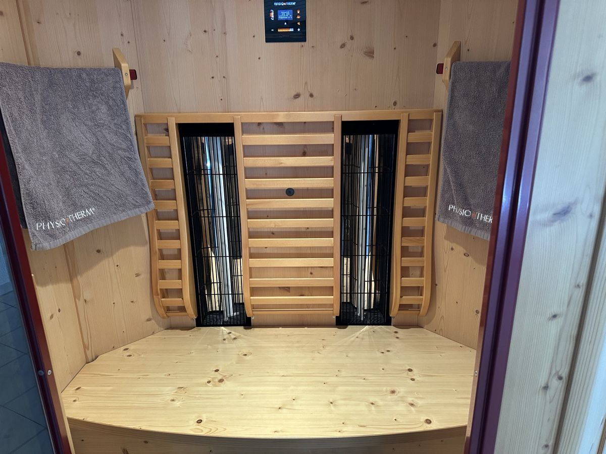 Saunas & Accessoires: infrarotkabine physio therm – D'occasion à Uttigen par edu_jn6l 3