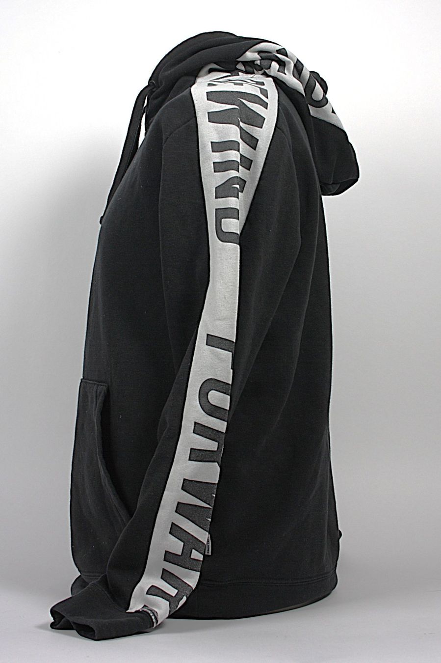 Jack & Jones Pulls & Sweat-shirts: JACK & JONES Hoodie Schwarz – D'occasion à Zollikofen par Restwert_Zollikofen 3