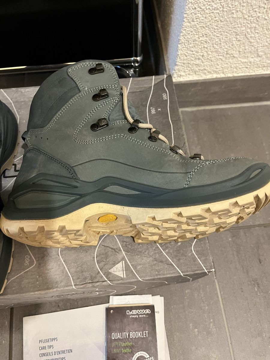 Lowa Scarpe da donna: LOWA Damen Wanderschuh 41 – Usato da Neerach venduto da fuz_8d7l 4