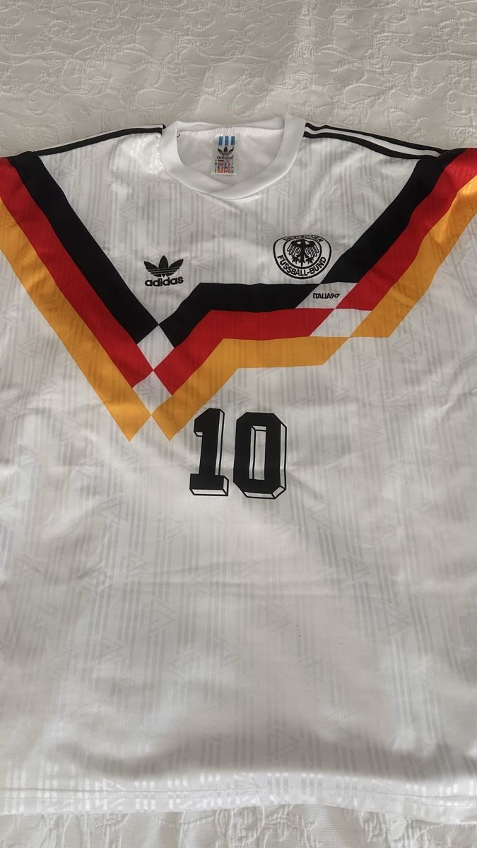 Adidas Canottiere & Pantaloni: Germany Jersey World Cup 1990 - Matthaus 10 – Nuovo (secondo la descrizione) da Oberrieden venduto da jon_5cl2 4
