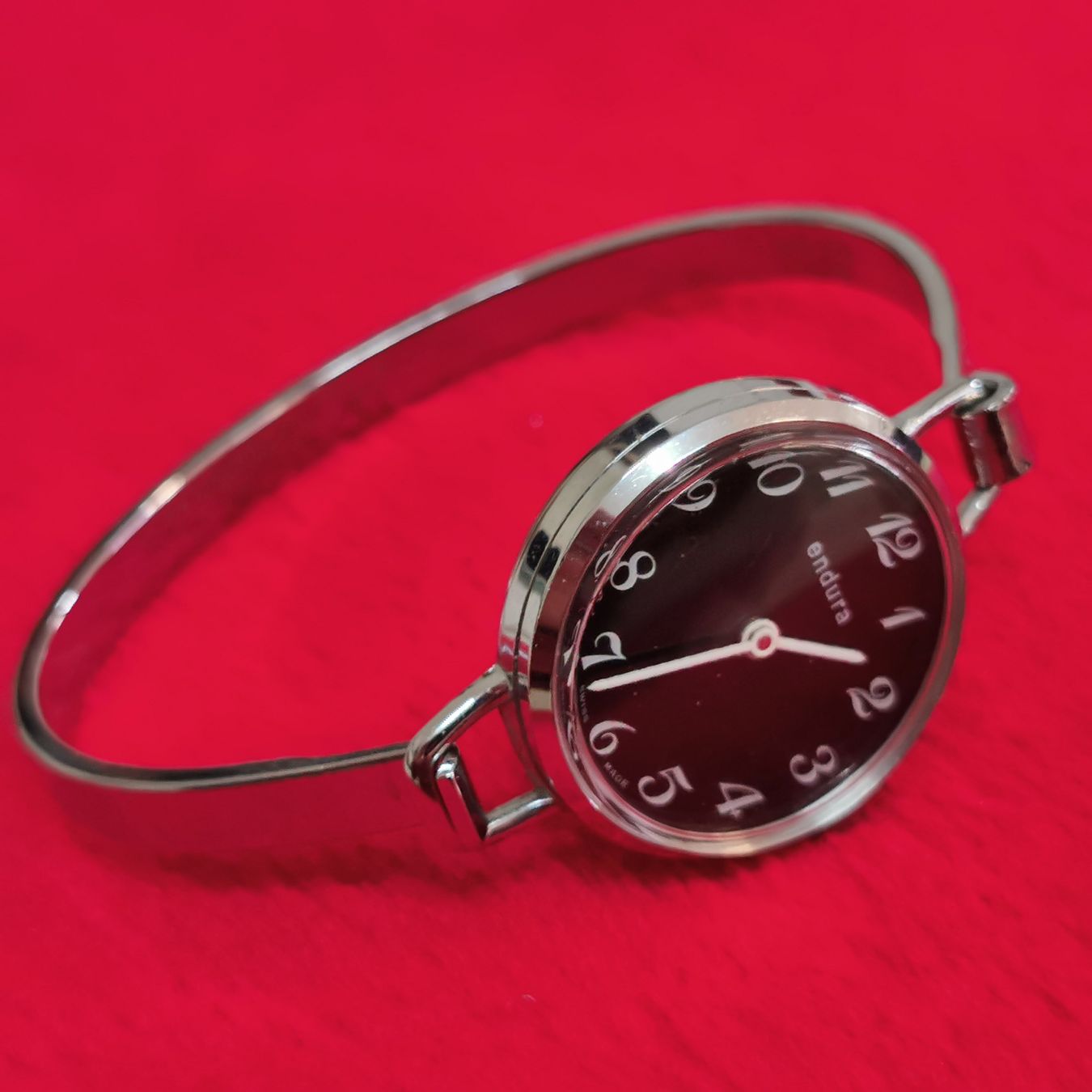 Orologi: Endura Swiss Damen Uhr – Usato da Zürich venduto da mar_mv5c