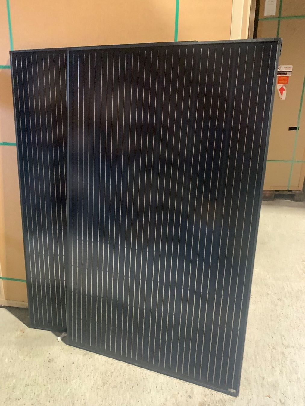 Dispositivi a energia solare: 2 Stk Solarpanel Soluxtec PV-Modul S340Wp 40mm Black – Nuovo (secondo la descrizione) da Zollbrück venduto da outlet16 2