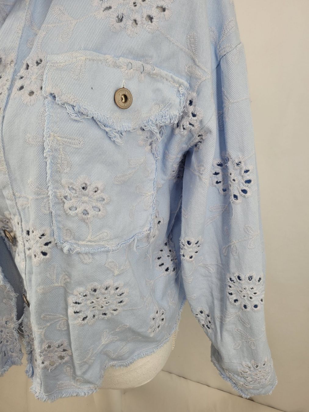 Giacche: Veste en jeans M – Usato da Lausanne venduto da PlusValue_Lausanne 1