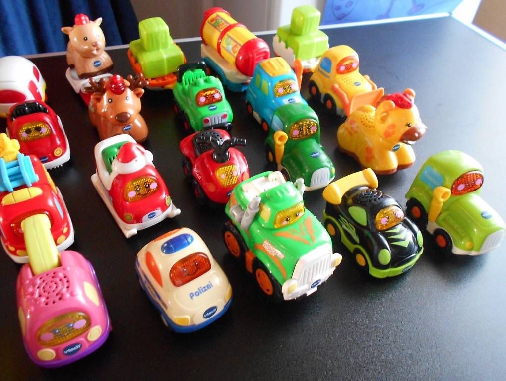 Giocattoli: Viele Tut Tut Autos – Usato da Zürich venduto da aliciasp