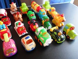 Viele Tut Tut Autos