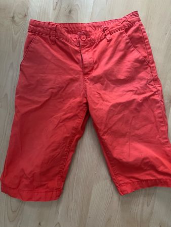 Bermudas Grösse 146
