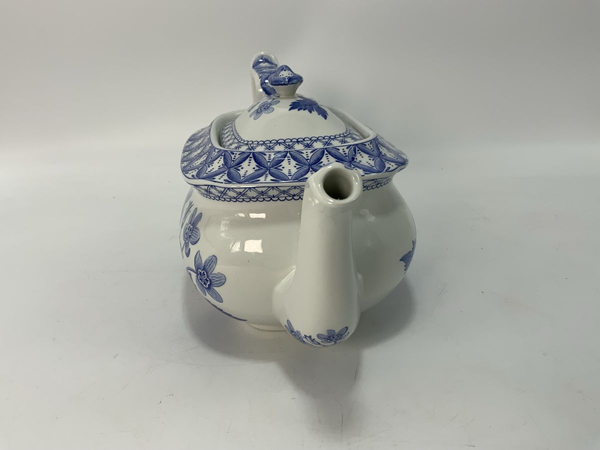 Teiere: Englische Teekanne, Spode Geranium blau – Usato da Erlach venduto da silvia3235 4