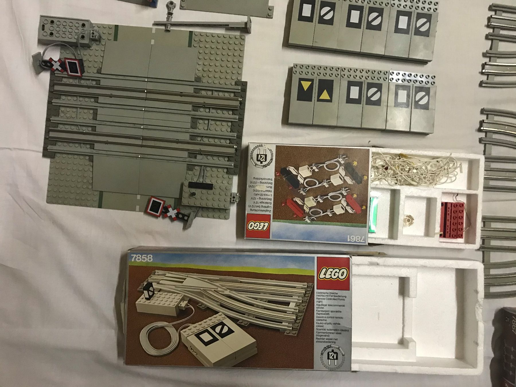 Lego Giocattoli: Lego 12v Eisenbahn Konvolut – Usato da Ennenda venduto da ZiskaGL 1