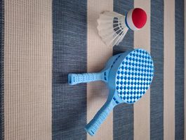 Federball Set mit zwei Schlägern und Ball