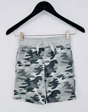 # BOY - Shorts Gr. 122 - C&A #
