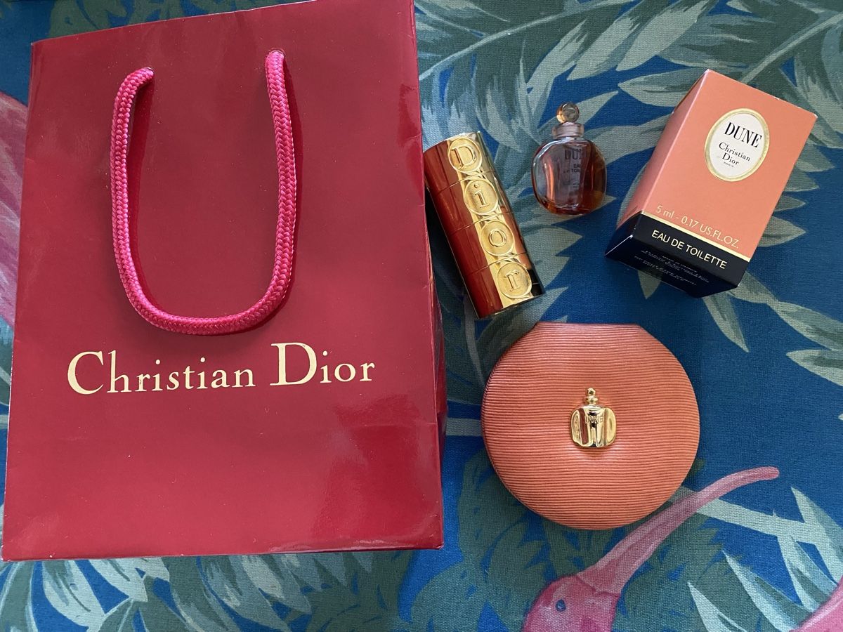Dior Profumi & Eau de Toilette: Set Dune de Christian Dior – Nuovo e nell'imballaggio originale da Bouveret venduto da wes_7zll