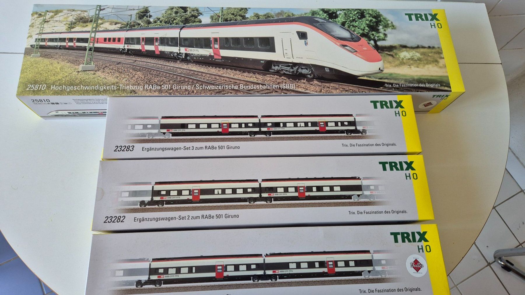 Trix Modellini di ferrovie: RABe 501 Giruno – Nuovo e nell'imballaggio originale da Bellevue venduto da 181045
