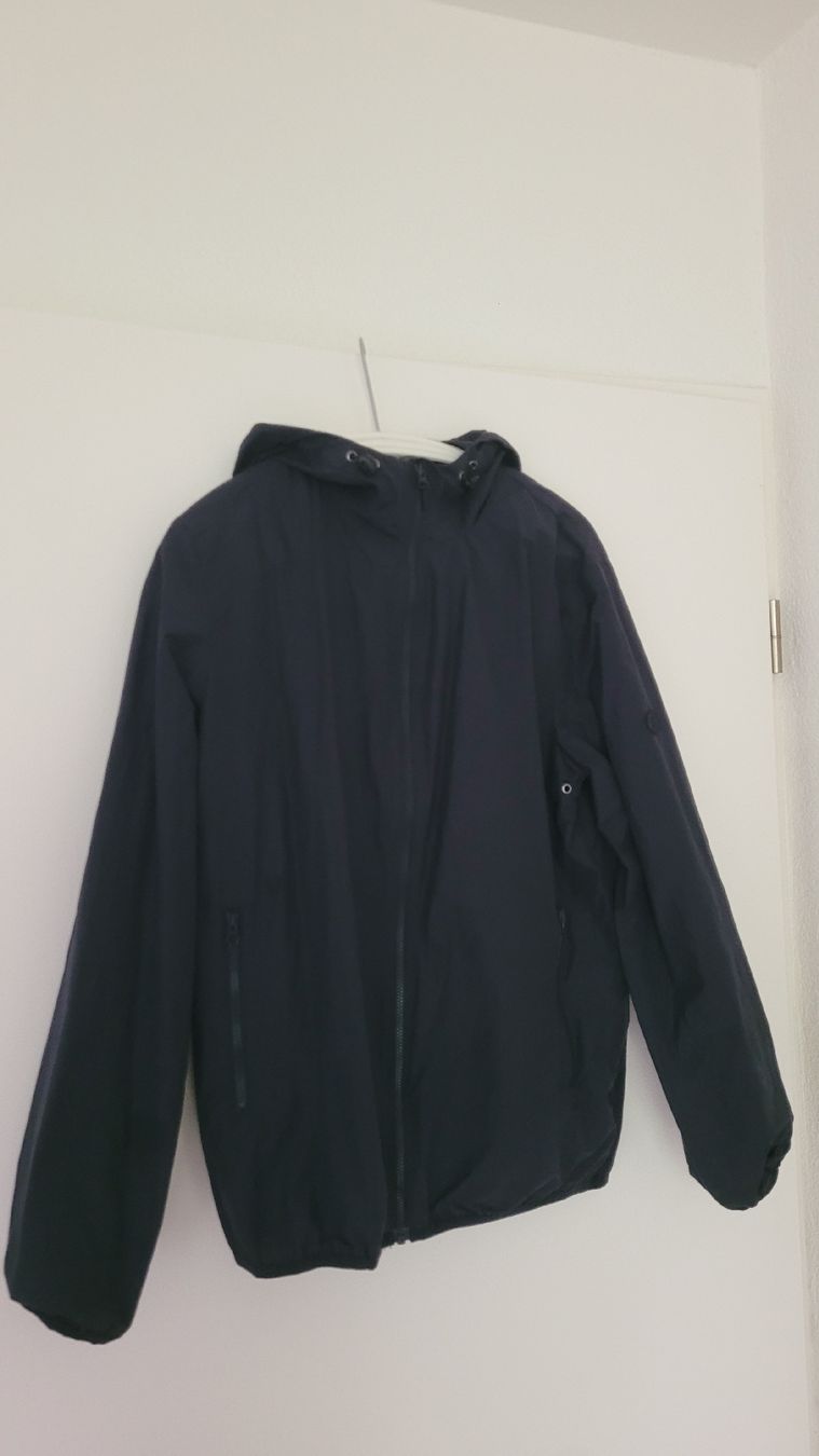 Jacken: Windjacke LangerChen – Gebraucht aus Thun von rwa_xnk2
