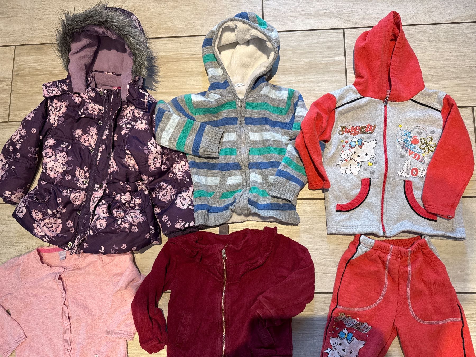 Ensembles coordonnés: Winter Set Mädchen Gr 98-104 , 23 teilig – D'occasion à Gelterkinden par Familienferien 1