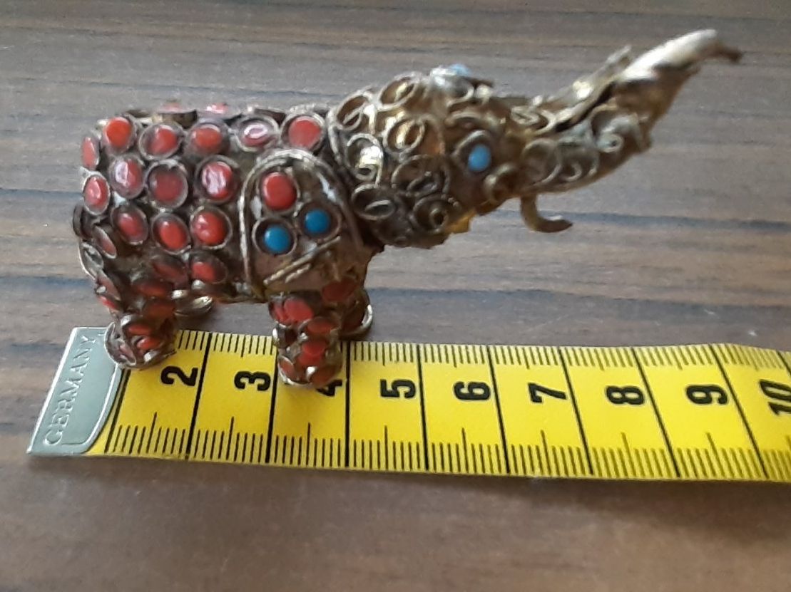 Alle Dekorationen: Antiker Elefant Tibet Granate Türkis – Gebraucht aus Mörschwil von antiksalon21 9