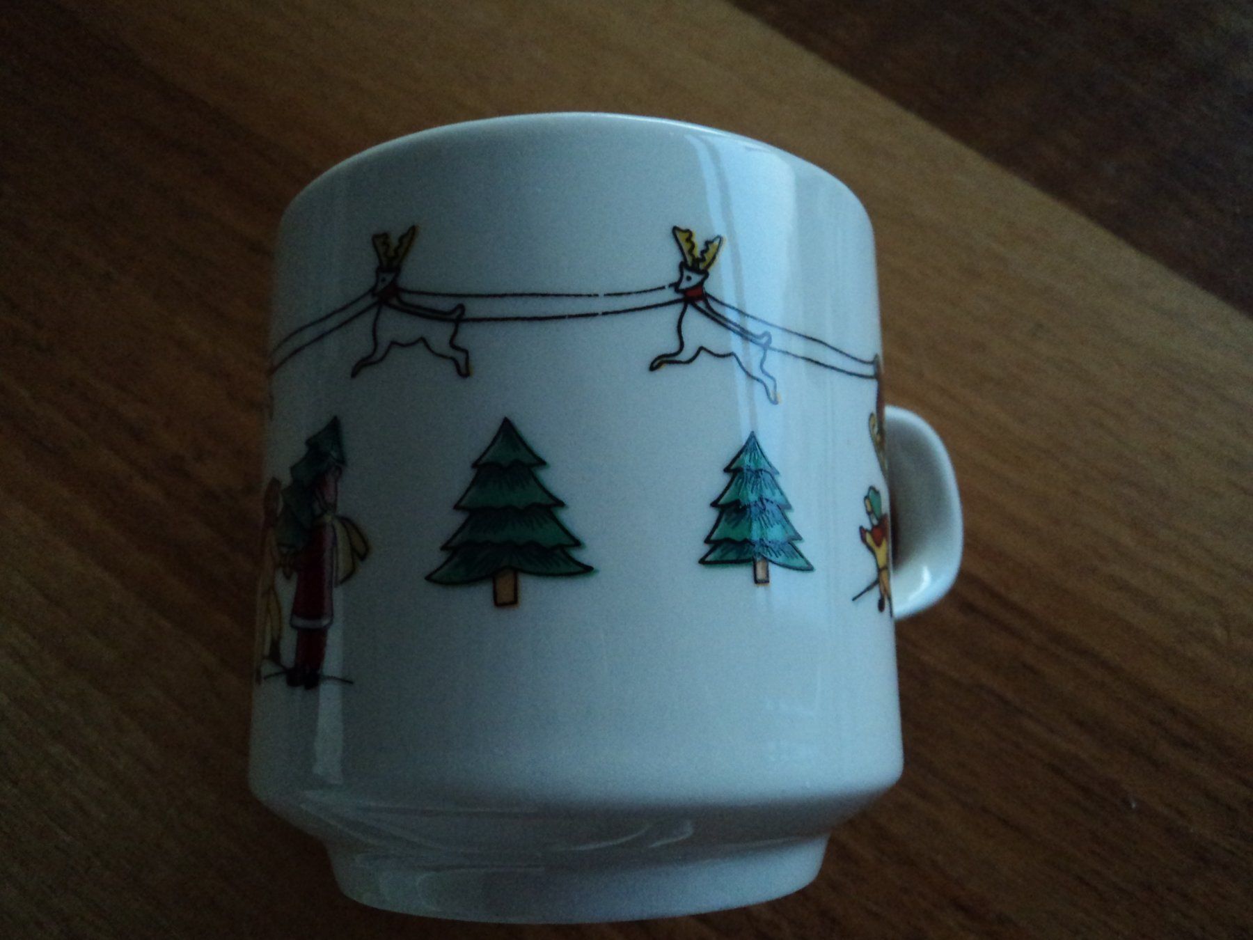 Set di piatti: Tolles Weihnachtsgeschirr – Nuovo (secondo la descrizione) da Zofingen venduto da ann_5mnl 1