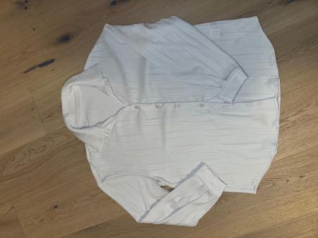 Elegante geriffelte Bluse