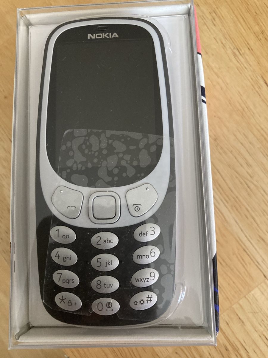 Nokia Handys / Smartphones: Nokia 3310 3G (neu) – Neu und originalverpackt aus Affoltern am Albis von rollotomasi