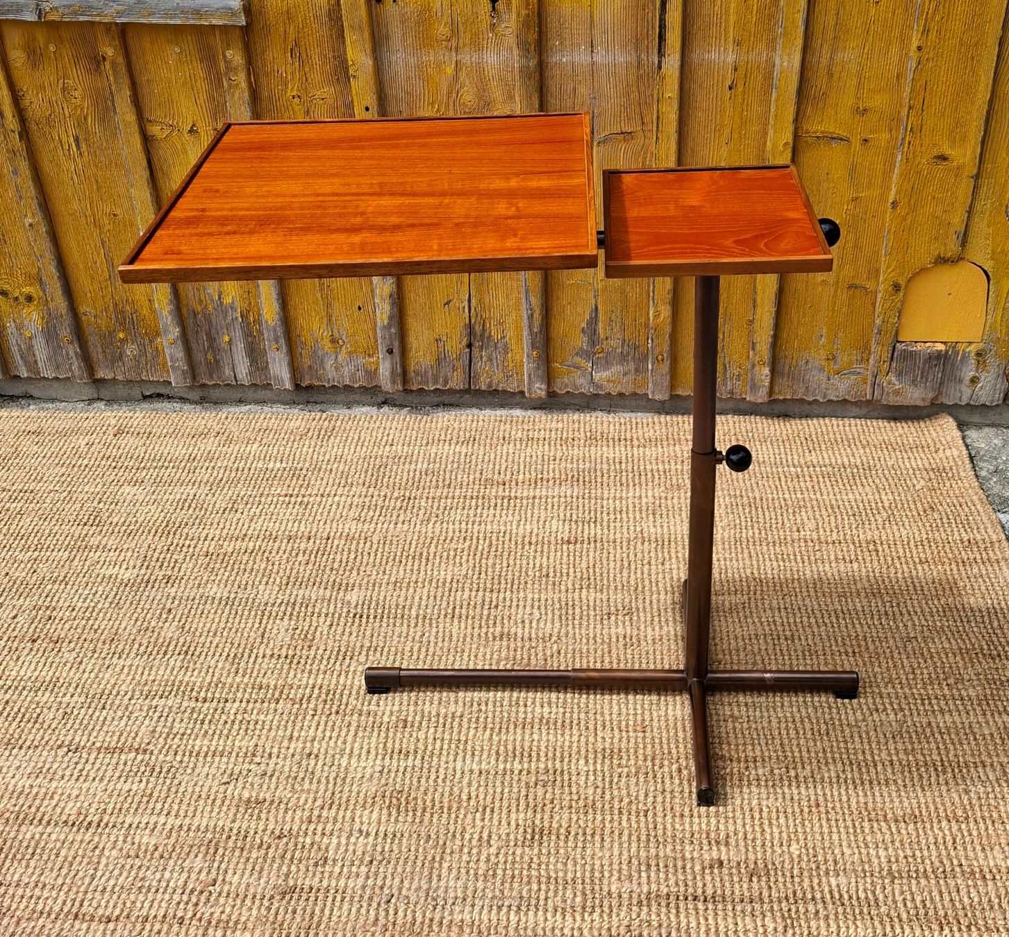 Embru Tavoli: UNIKAT Teak Embru Caruelle Tisch – Usato da Haslen AI venduto da Vintagelix 1