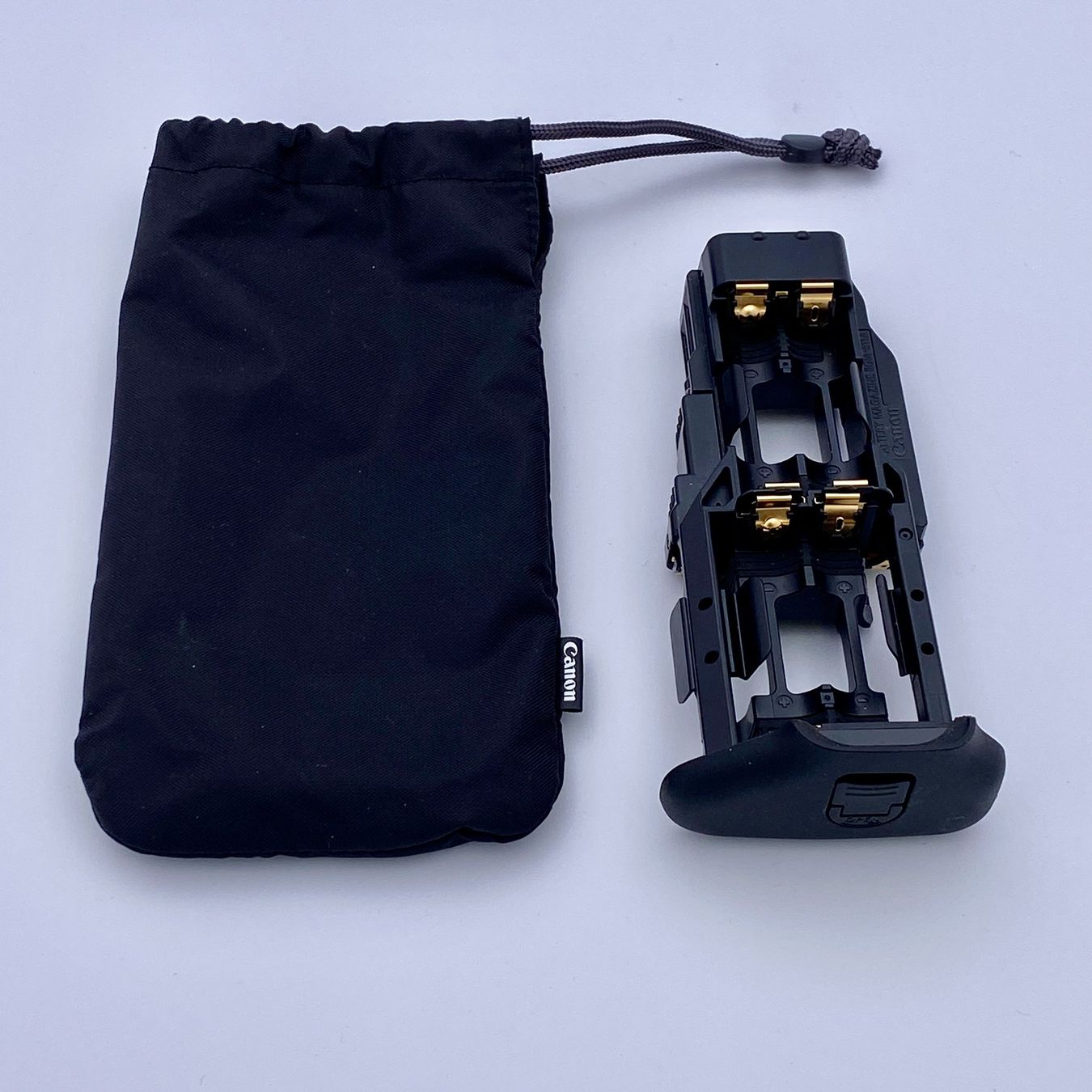 Canon Fotocamera: Canon EOS 5DS + Battery-Grip + Zubehör – Usato da Suhr venduto da fmgiger 4
