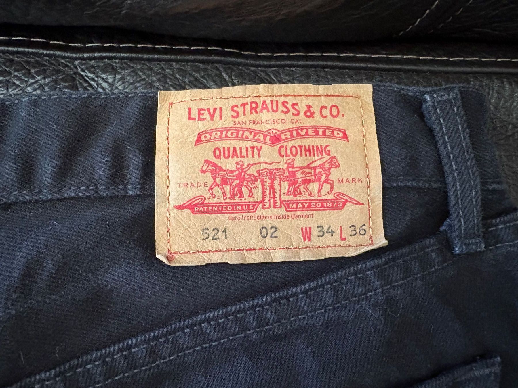 Levi's Jeans: Levi's 521 34/36 neu – D'occasion à Arzier-Le Muids par Pharmland