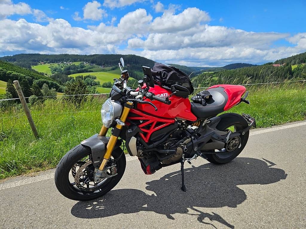 Ducati Route: Ducati Monster 1200S – D'occasion à Sargans par schoenauer