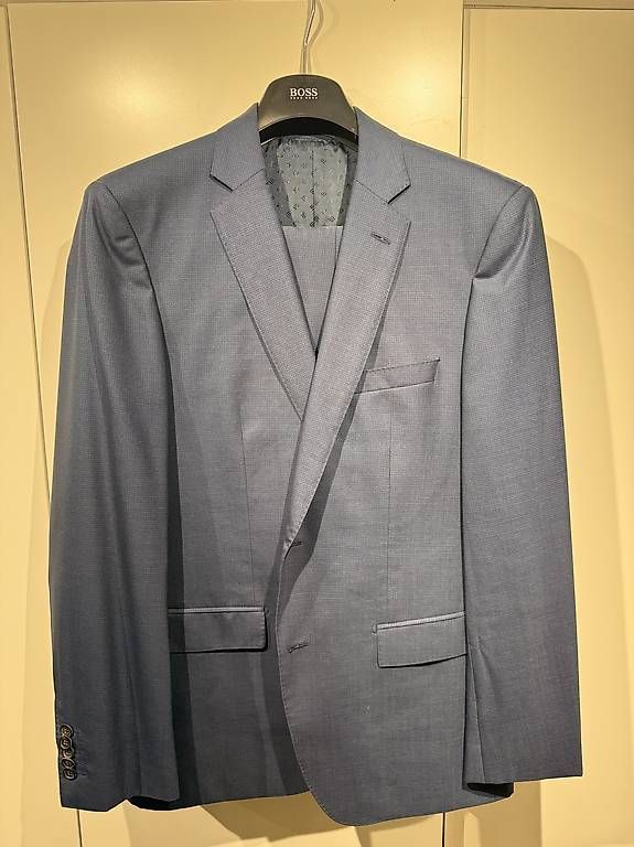 Hugo Boss Completi, tute sportive e funzionali: Hugo Boss Selection Anzug / 50 – Usato da Amriswil venduto da Endrullo
