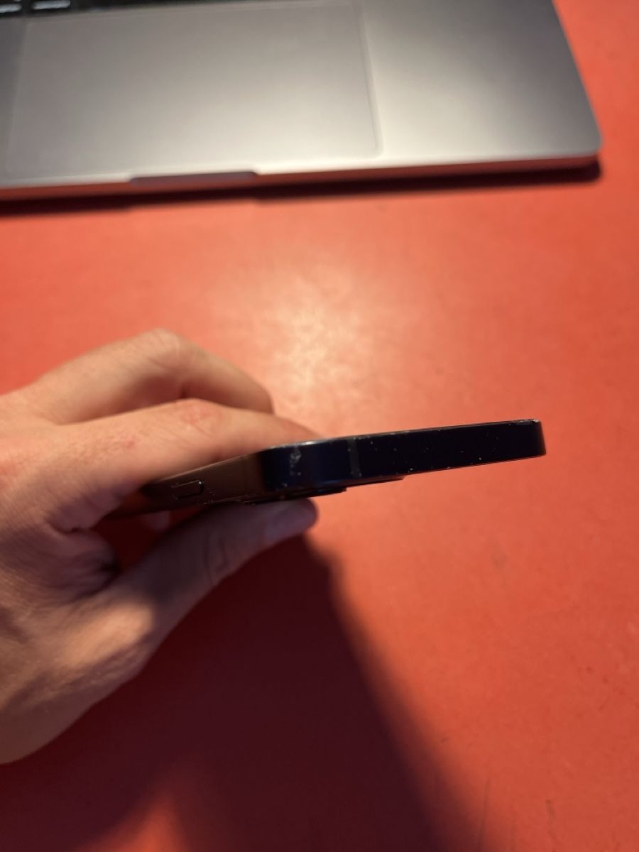 Apple Portables: Iphone 12mini ab 1.- – Défectueux à Zürich par Jona.B 3