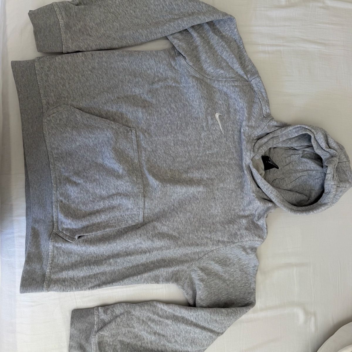 Nike Maglioni & Felpe: Nike Hoodie Grau Grösse XS – Usato da St. Gallen venduto da Lxra145