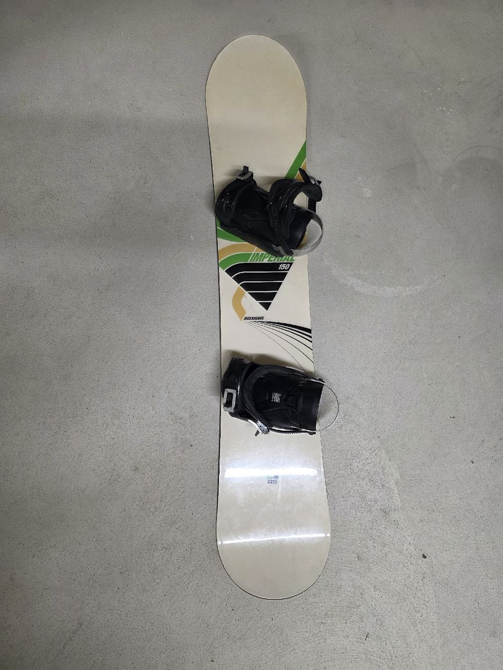 Board: Rossignol Snowboard mit Bindung, guter Zustand – Usato da Wil SG venduto da cyr_khg8 2