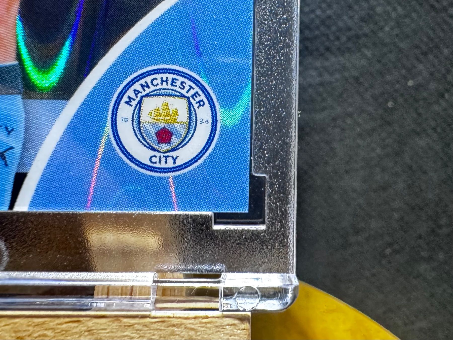 Topps Carte collezionabili: 2025-26 Topps Chrome EPL Bernardo Silva 9 /10 Black Raywave – Usato da Reconvilier venduto da Cardito 5